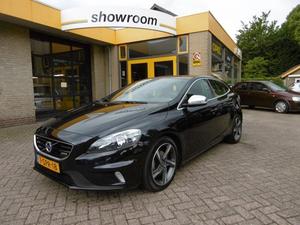 Volvo V40 1.6 D2 R-DESIGN