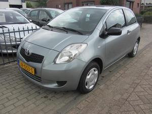 Toyota Yaris 1.0 VVTI MET    AIRCO