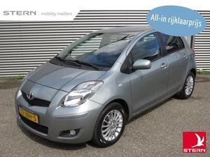 Toyota Yaris 1.3 16V VVT-I 5DR Dynamic AIRCO LMV