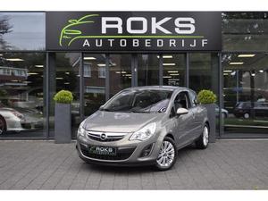 Opel Corsa 1.2-16V Cosmo Uniek 4858 km