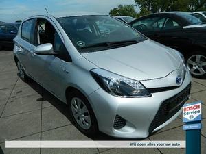 Toyota Yaris 1.5 FULL HYBRID CVT 5DR