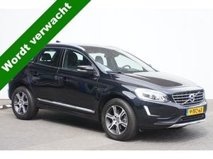 Volvo XC60 T5 FWD SUMMUM GEARTRONIC 18 inch, zwarte hemel.