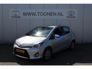 Toyota Yaris 1.5 FULL HYBRID ASPIRATION Design pack Navigatie, Lm velgen, Mistlampenset