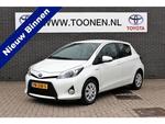 Toyota Yaris 1.5 Full Hybrid Aspiration Dynamic Pack Navigatie-Parkeercamera-Cruise control