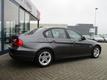 BMW 3-serie 318d Business Line ECC NAVI   NIEUWSTAAT