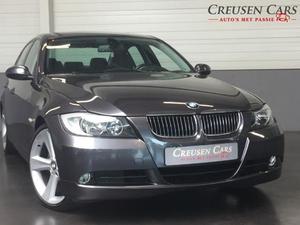 BMW 3-serie 325i High Executive  Automaat  Navi-Groot  Leder  PDC V A