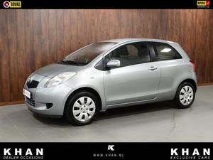 Toyota Yaris 1.0 VVTI SOL airco axiaal elektr pakket metalic cd