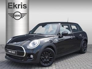 Mini Cooper 5-deurs Aut. Serious Business