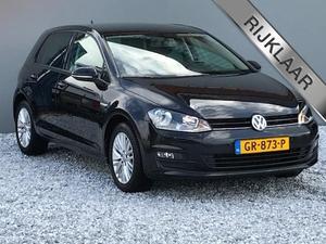 Volkswagen Golf 1.2 TSI TEAM CUP