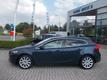 Volvo V40 D2 MOMENTUM DYNAMIC LINE Leer   elek. stoel Navigatie Camera Led 17 inch velgen Extra getint glas