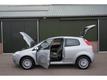 Fiat Punto 1.4 DYNAMIC, AUTOMAAT, NL, BOEKJES, NAP, AIRCO NIEUWE DISTRIBUTIERIEM