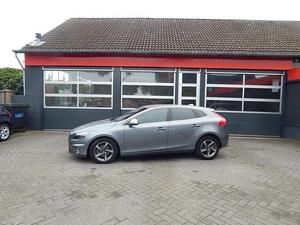 Volvo V40 2.0 D2 R-DESIGN BUSINESS Sport 14% bijtelling