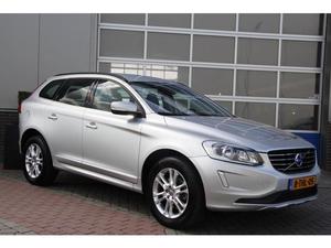 Volvo XC60 D3 Momentum Automaat Navi Leder Sportstoelen Nieuw Model