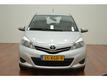 Toyota Yaris 1.3 16V VVT-I AUTOMAAT ASPIRATION 5D. TREKHAAK WINTERBANDENSET!