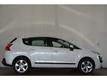 Peugeot 3008 BWJ 2011 1.6 HDIF 112 PK ALLURE CLIMA CRUISE LMV PDC TREKHAAK NAVI PANORAMADAK