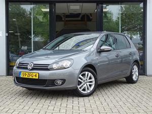 Volkswagen Golf 1.6 TDI HIGHLINE EXECUTIVE DSG | Navi | Alcantara | LM-velgen