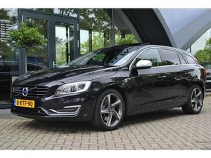 Volvo V60 2.4 D6 AWD PLUG-IN HYBRID SUMMUM LEER | SCHUIFDAK | EX BTW | 0%BIJTELLING| DRIVER-SUPPORT |