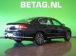 Volkswagen Passat 1.4 TSI 122PK HIGH LINE BLUEMOTION Trekhaak! Navi Cruise ECC PDC LMV Half-Leder Stoelverwarming 6-Ba