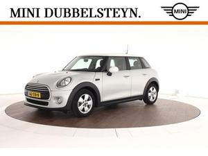 Mini Cooper 1.5 Salt Business