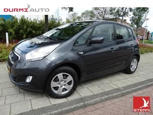 Kia Venga 1.4 66KW Seven Lage Km stand 8723km !!!