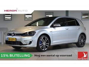 Volkswagen Golf GTE 204PK 15% Bijtelling | ACC | Pano dak | 18` Velgen