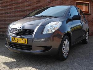 Toyota Yaris 1.3 VVTI TERRA `08 Inruil Mogelijk