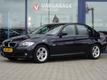 BMW 3-serie 318i BUSINESS LINE, Professional navigatie   Parkeersensoren   Sportvelgen   Parkeersensoren