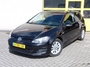 Volkswagen Golf 1.6 TDI 110PK COMFORTLINE BLUEMOTION BJ2014 Navi ECC LMV PDC V A