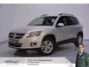 Volkswagen Tiguan 2.0 TDI COMFORT&DESIGN 4MOTION 140pk Navi