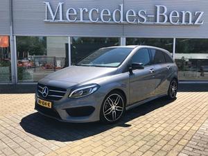 Mercedes-Benz B-klasse 180 automaat | Navi | Led | Airco | AMG | Night Pakket