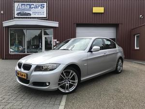 BMW 3-serie 325xi xDrive High Executive 18`