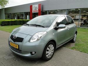 Toyota Yaris 1.3 Sol Airco trekhaak 5-deurs