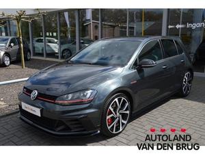 Volkswagen Golf 2.0 TSI 265 PK DSG GTI Clubsport SCHAALSTOELEN | Navi I Schaalstoelen | 19` LMV | Automaat | Xenon |