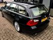 BMW 3-serie Touring 320i Business Line NAVI & Leer