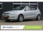 Hyundai i30 1.6I AUT. STYLE | Climate Control | Schuif kanteldak | Parkeersensoren |