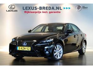 Lexus IS 300h First Edition Premium Navigatie, Stoelverwarming, LED koplampen