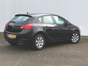 Opel Astra 1.4 TURBO BUSINESS EDITION RIJKLAARPRIJS Navi LM velgen PDC