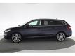 Peugeot 308 J  SW 1.6 HDI Executive   pano leder pdc navi