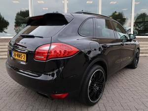 Porsche Cayenne 4.8 S V8 400 PK   LUCHTVERING   SPORTINTERIEUR