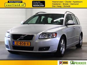 Volvo V50 1.6D Momentum   navi leer climate cruise pdc