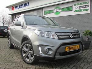 Suzuki Vitara 1.6 Exclusive TREKHAAK