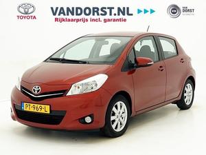 Toyota Yaris 1.3 VVT-I Comfort | Airco | Trekhaak | Lichtmetaal |