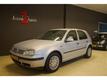 Volkswagen Golf 1.6 Highline