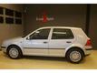 Volkswagen Golf 1.6 Highline