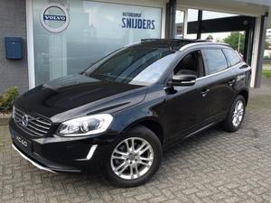 Volvo XC60 T5 GEARTRONIC SUMMUM-PANODAK-FAMILY-LINE