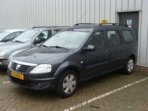 Dacia Logan MCV 1.6 LAURÉATE