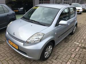 Daihatsu Sirion 2 1.3 16V Comfort Automaat Airco