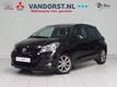 Toyota Yaris 1.3 VVT-i Dynamic | Panodak | Half leder | Parkeercamera