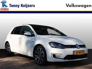 Volkswagen Golf 1.4 TSI GTE Navigatie Panoramadak Led Xenon 18`LM 150Pk!