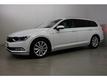 Volkswagen Passat Variant 1.4 TSI 150PK ACT Highline | Leder-Alcantara | Led | Navigatie | Keyless | Parkeersensoren |